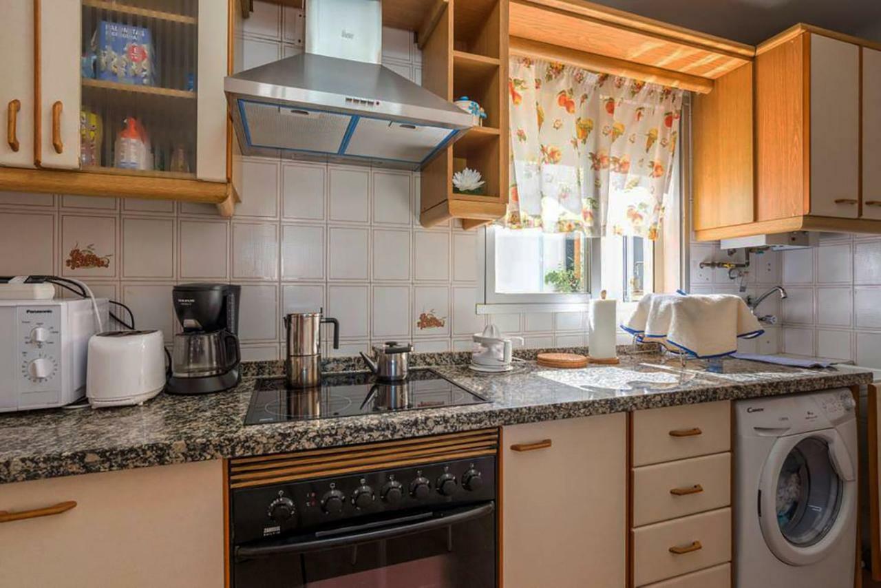 Apartamento con parking gratuito Malaga Bagian luar foto