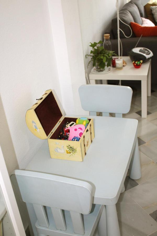 Apartamento con parking gratuito Malaga Bagian luar foto